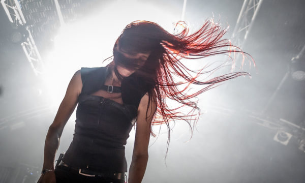 Nicole Hartmann - Vocals